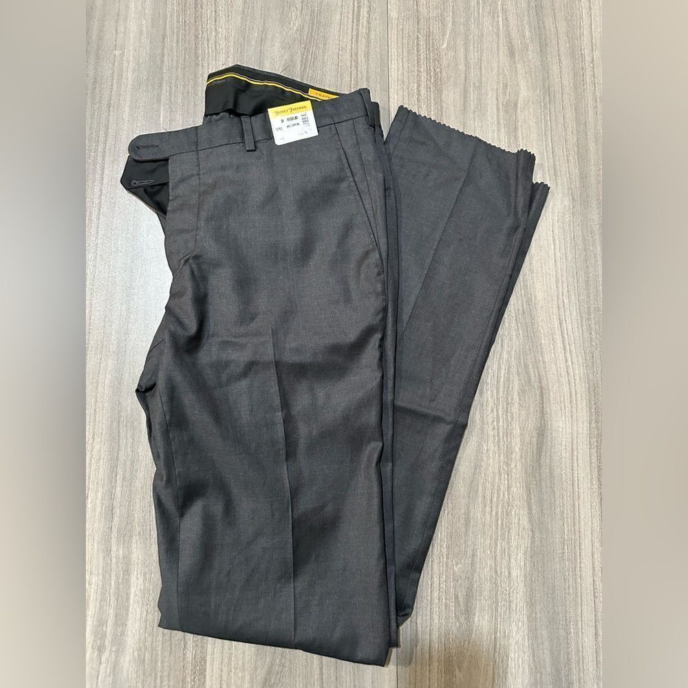 🏷️Hickey Freeman Charcoal Solid Trouser